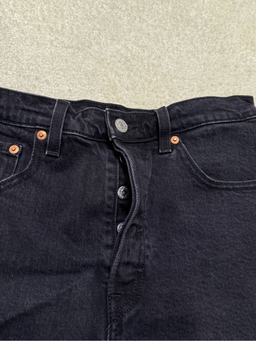 Levi's Premium Ribcage Black High Rise Denim Jean Cutoff Shorts Size 30 10 - Picture 5 of 16
